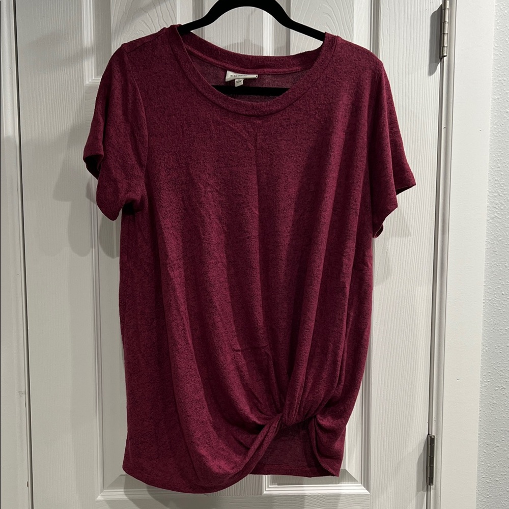 Women's Burgundy Knot Front Top